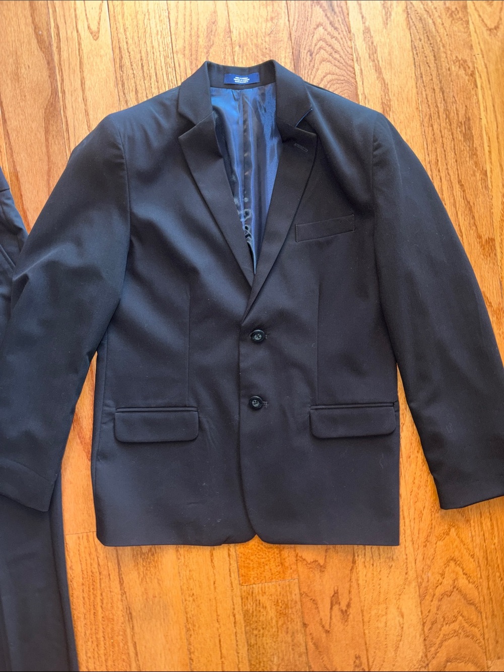 Boys IZOD suit - Picture 6 of 12